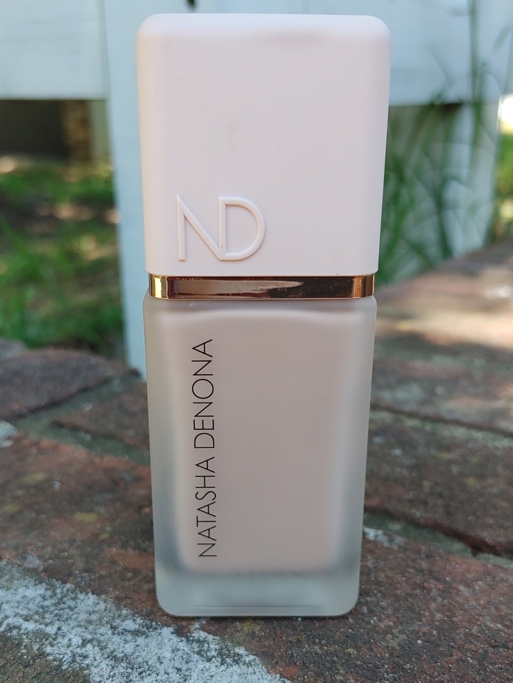 Natasha Denona Hy Glam Foundation Shade RN3 Light Rosy Neutral